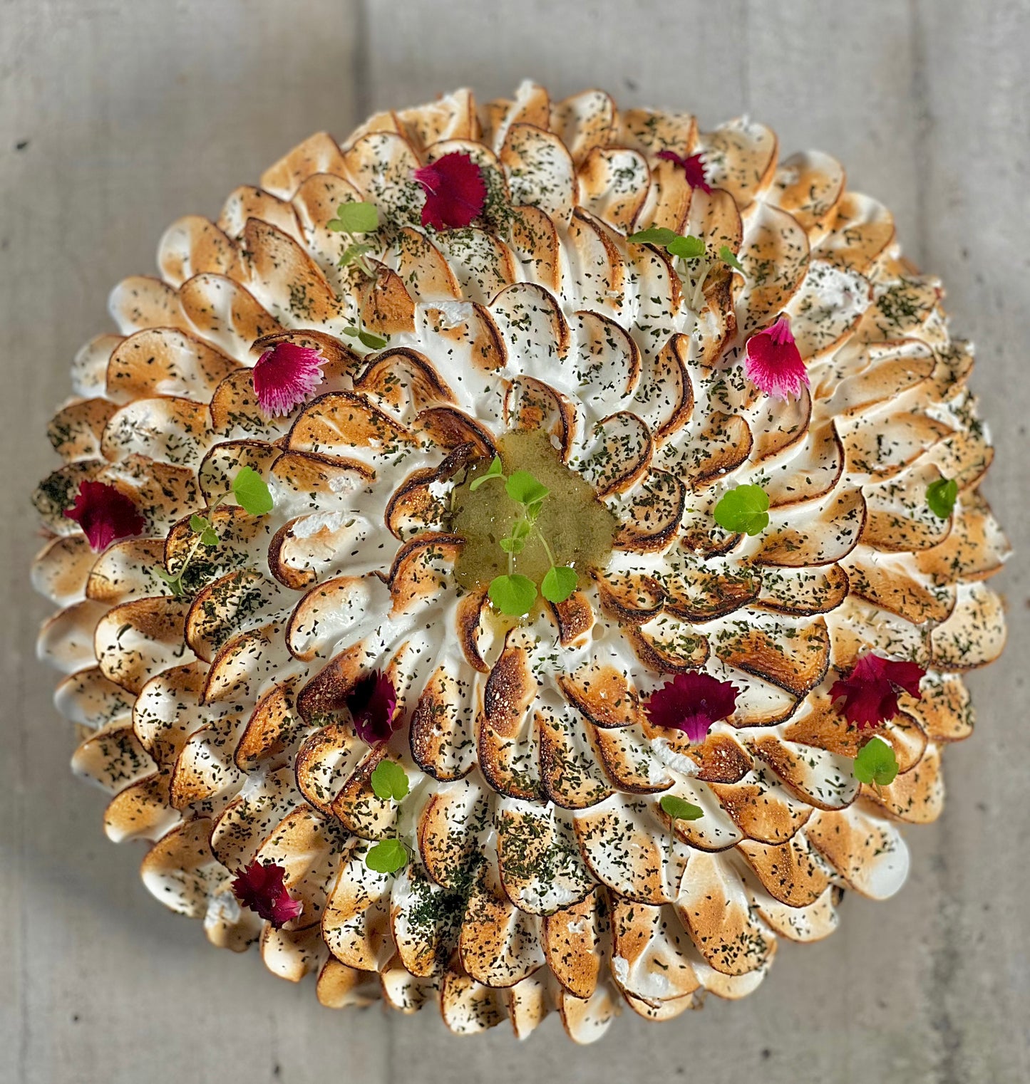 Tarte citron meringuée basilic